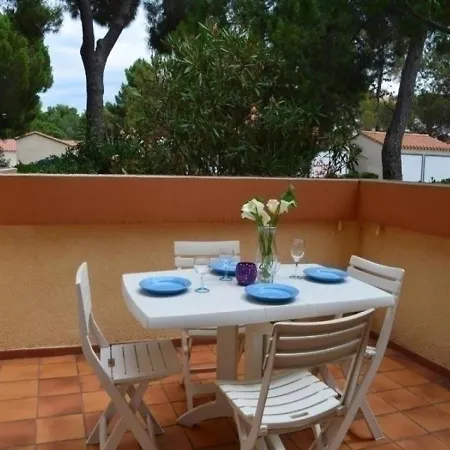 T2 En Rdc, Terrasse, Parking Prive, Proche Et Commerces - - Fr-1-225-303 公寓 *
