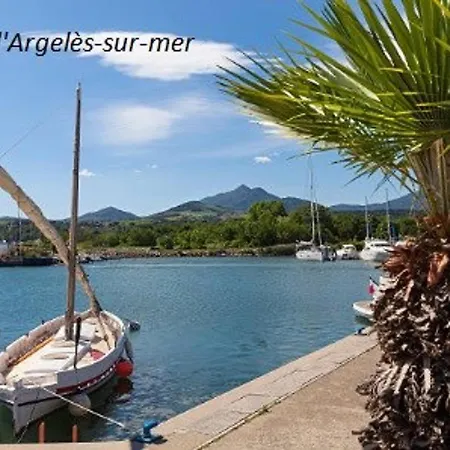 公寓 T2 En Rdc, Terrasse, Parking Prive, Proche Et Commerces - - Fr-1-225-303